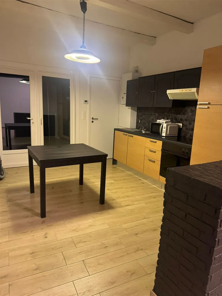 Cuisine - Bureaux Meublés en Centre-ville à Manage