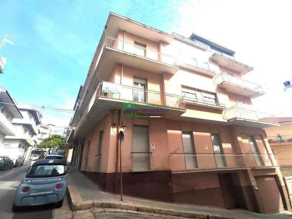 Välivaade - Apartment with Balconies in Ragusa