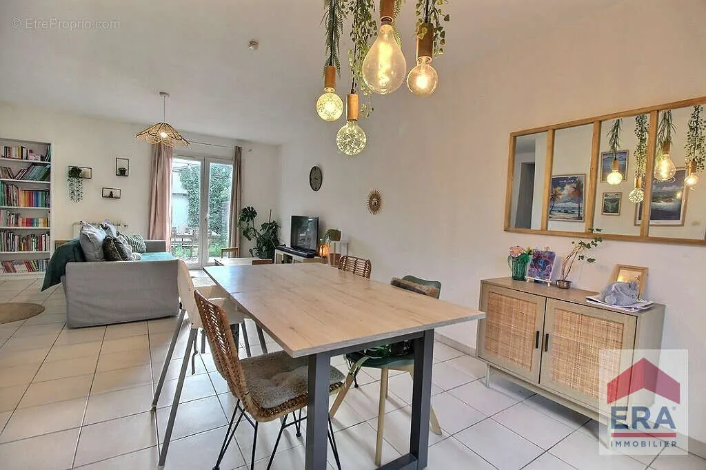Söögituba - House with Garden in Secure Residence, Avignon