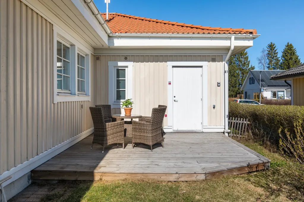Terrass - Spacious Villa with Trädgård in Västernorrland