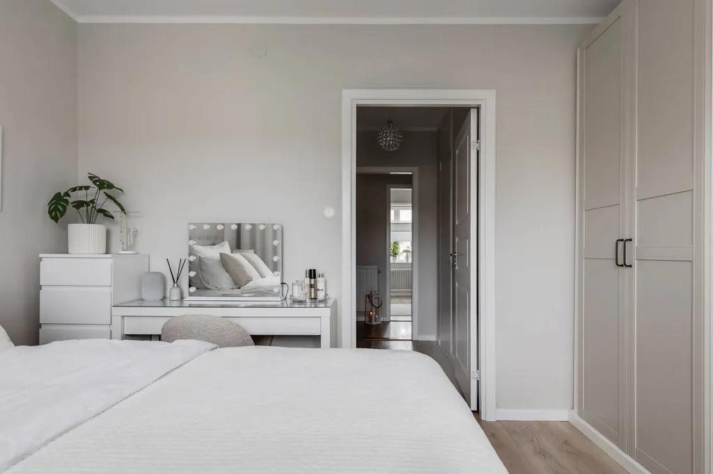 Magamistoad - Apartment with Balcony in Södermalm