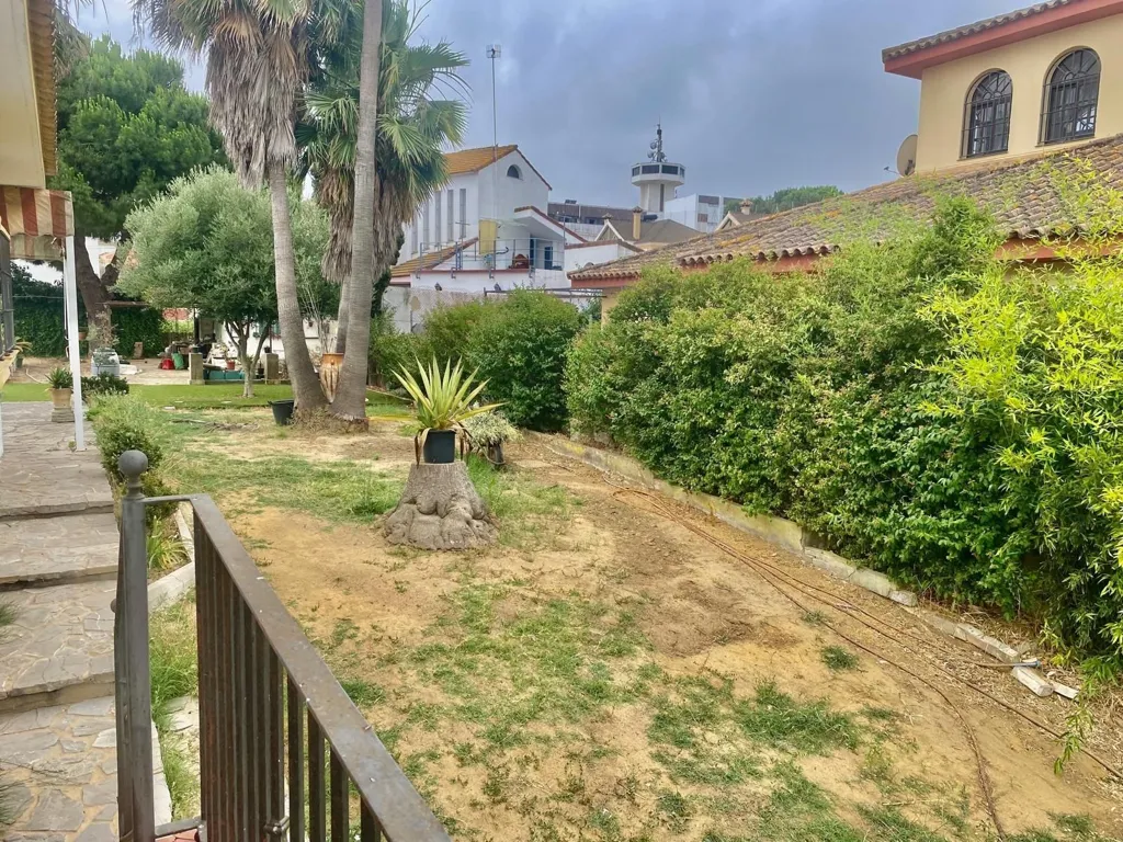 Aed - Detached House with Pool in Sanlúcar de Barrameda