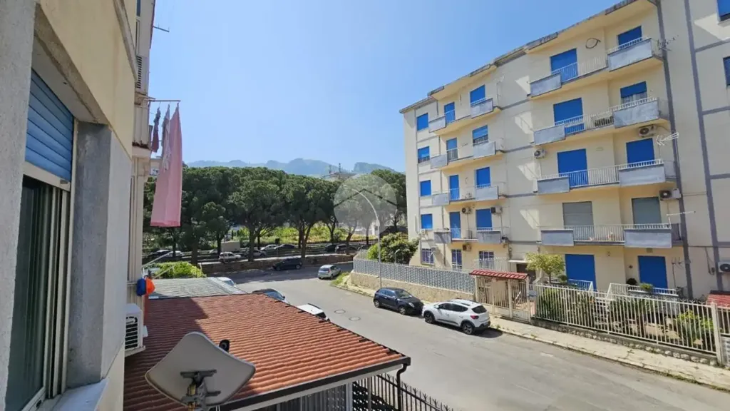 Rõdu - Bright Apartment with Balcony in Palermo