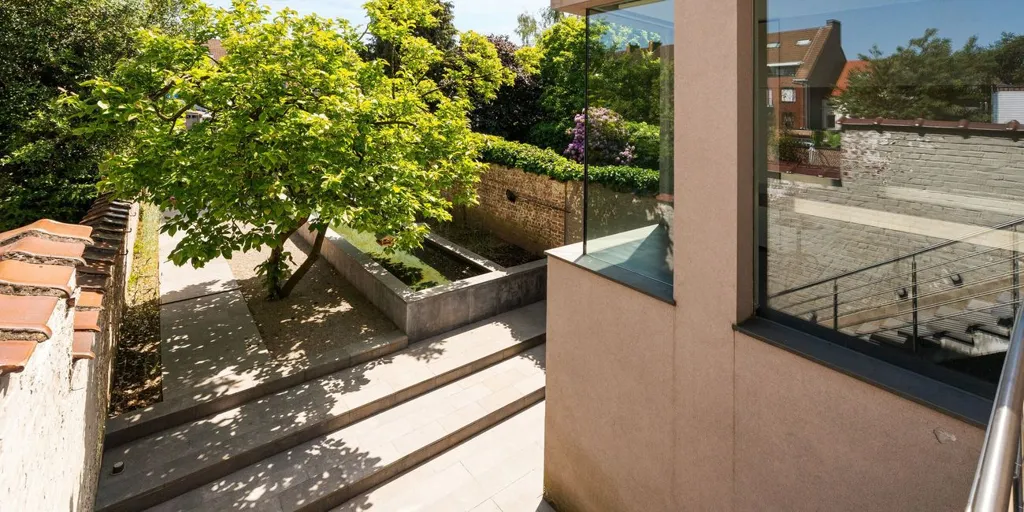 Giardino - Stately Townhouse with Pool in Aalst