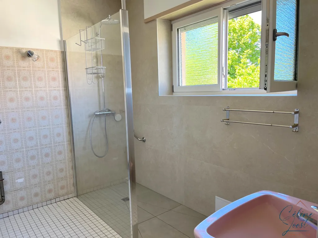 Vannitoad - Spacious House with Constructible Land in Marckolsheim