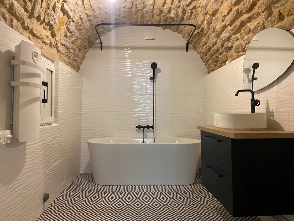 Vannitoad - Renovated Flat in Cathedral Quarter, Nevers