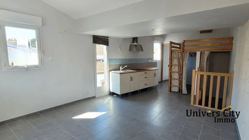 Cuisine - Appartement Duplex au Calme à Rezé