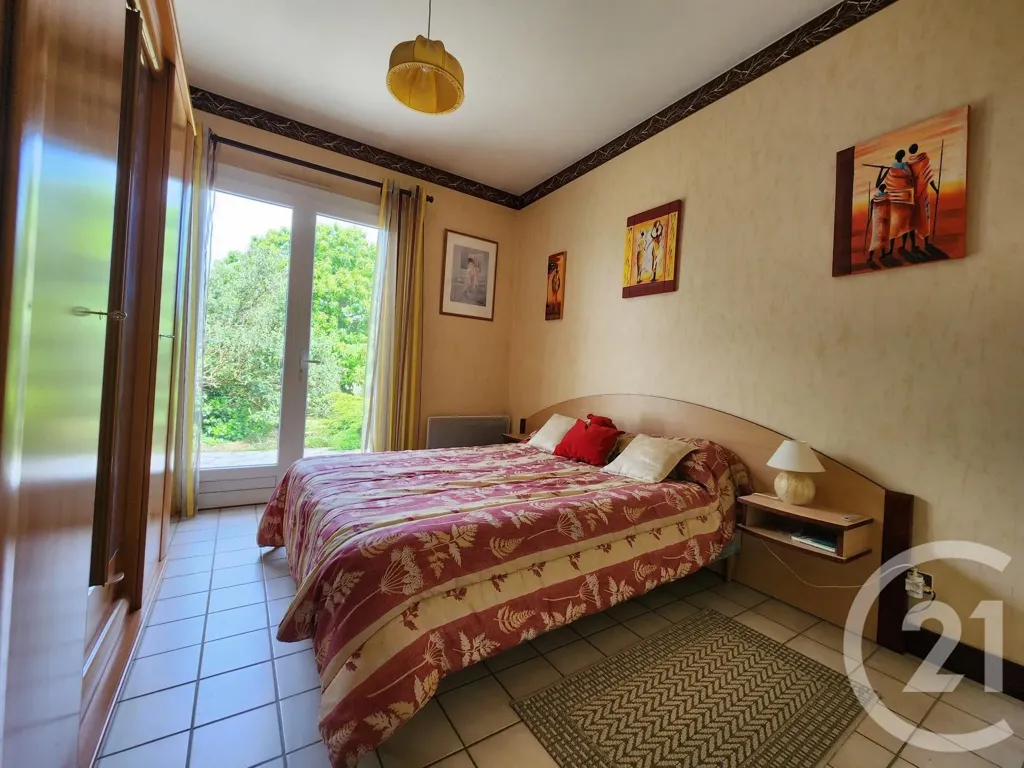 Magamistoad - 7-Piece House with Garden in Lamarque