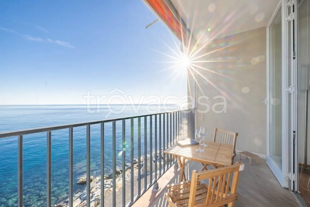 Balcone - Luxury Flat with Seafront Balcony in Bordighera