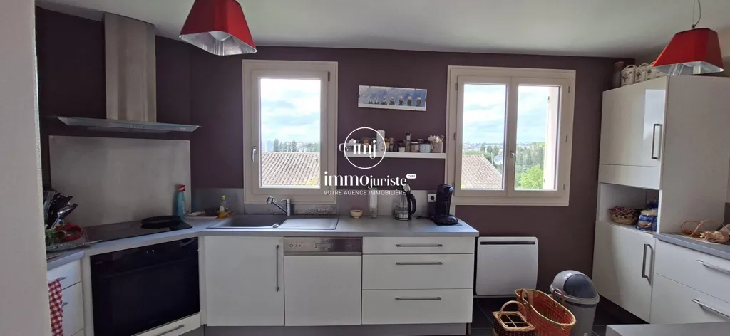 Duplex Flat with Garden View in Limoges