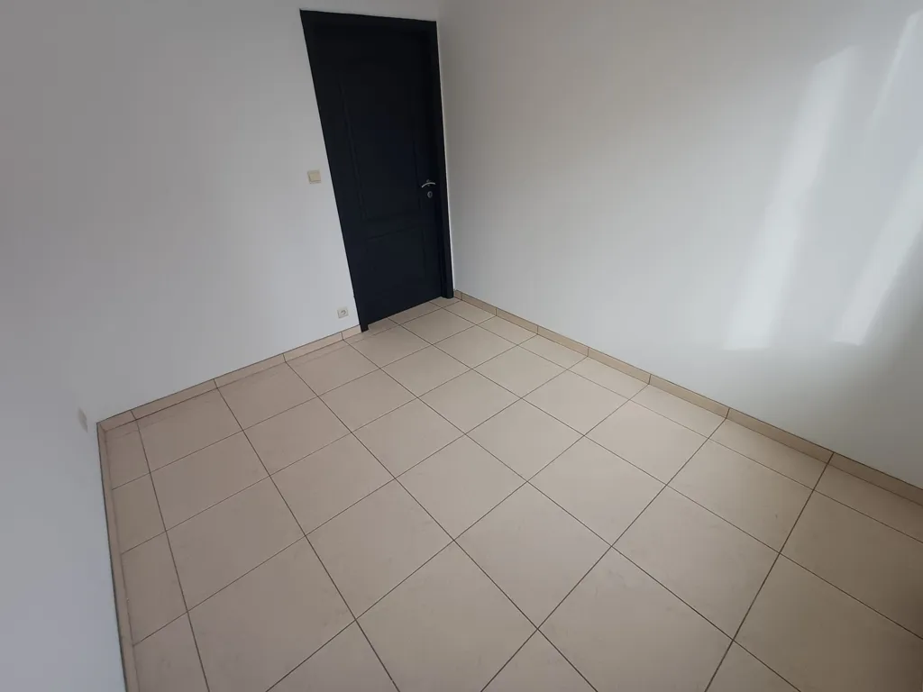 Toad - Bright 1-Bedroom Apartment in Sombreffe