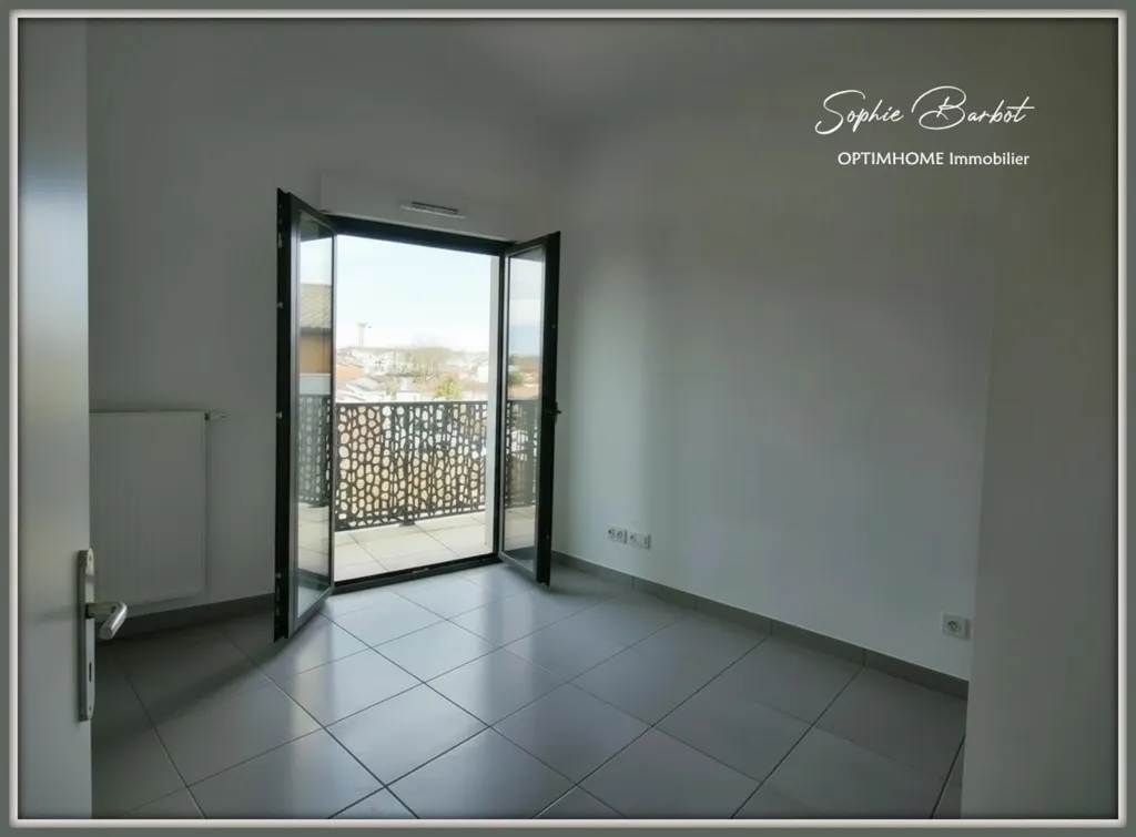 Toad - Spacious 4-Bed Flat with Terraces in La Teste-de-Buch