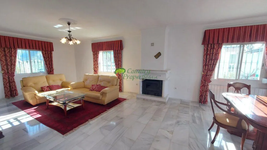 Elutuba - Villa with Pool and Mountain Views in Canillas de Aceituno