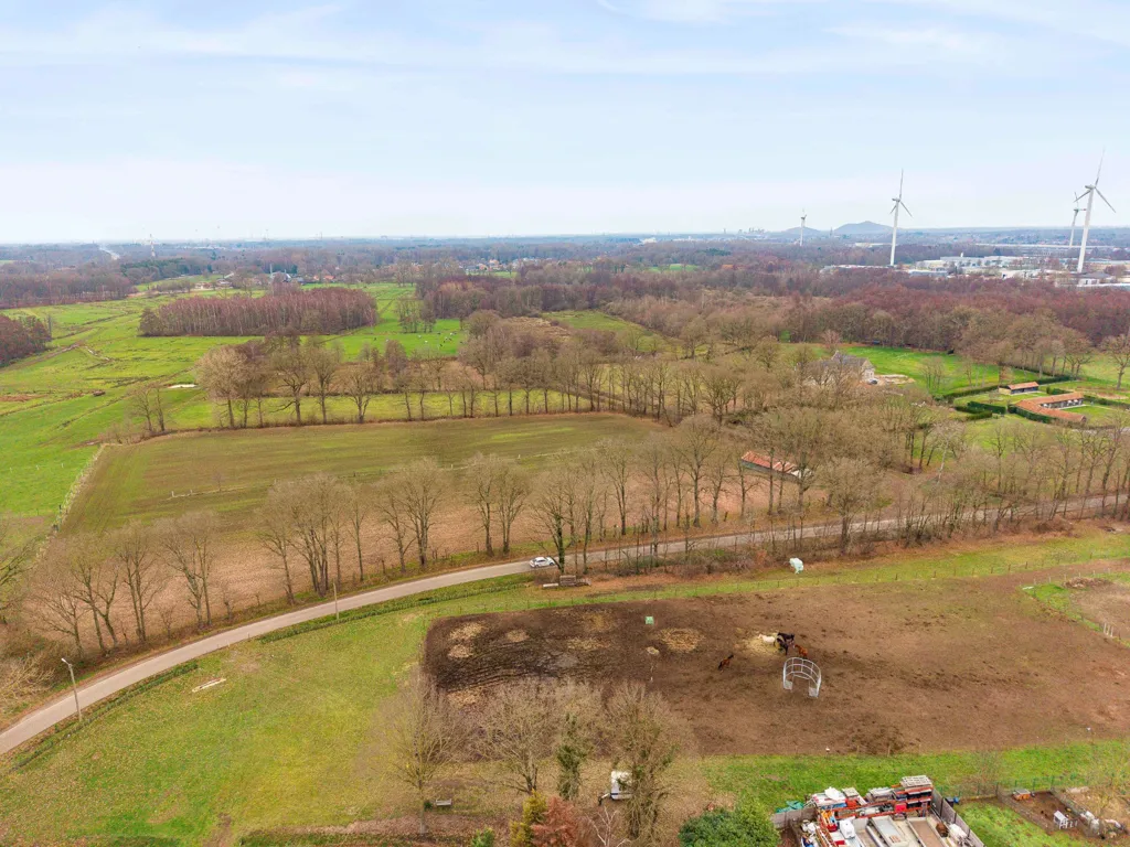Õhuvaade - Half-Open Building with Large Garden in Lummen