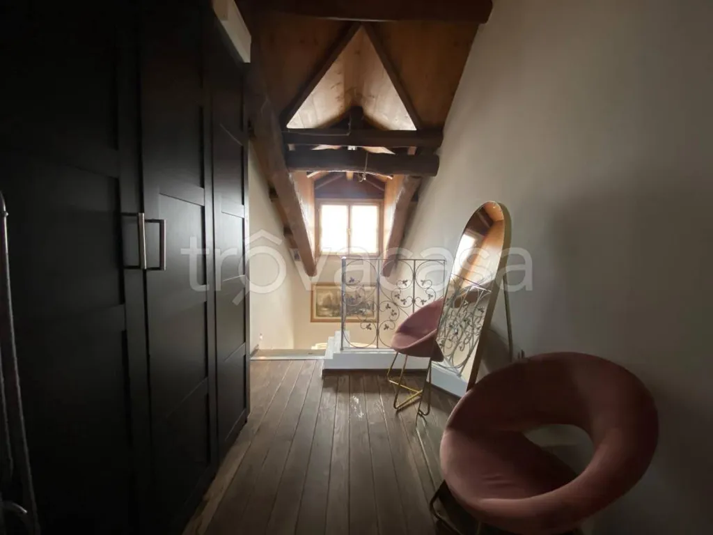 Rooms - Rustic Villa-Style Apartment with Garden in Moncalieri