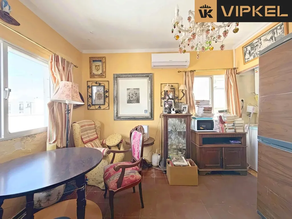 Sala da pranzo - Reform-Ready Flat in Puerto Real Centre