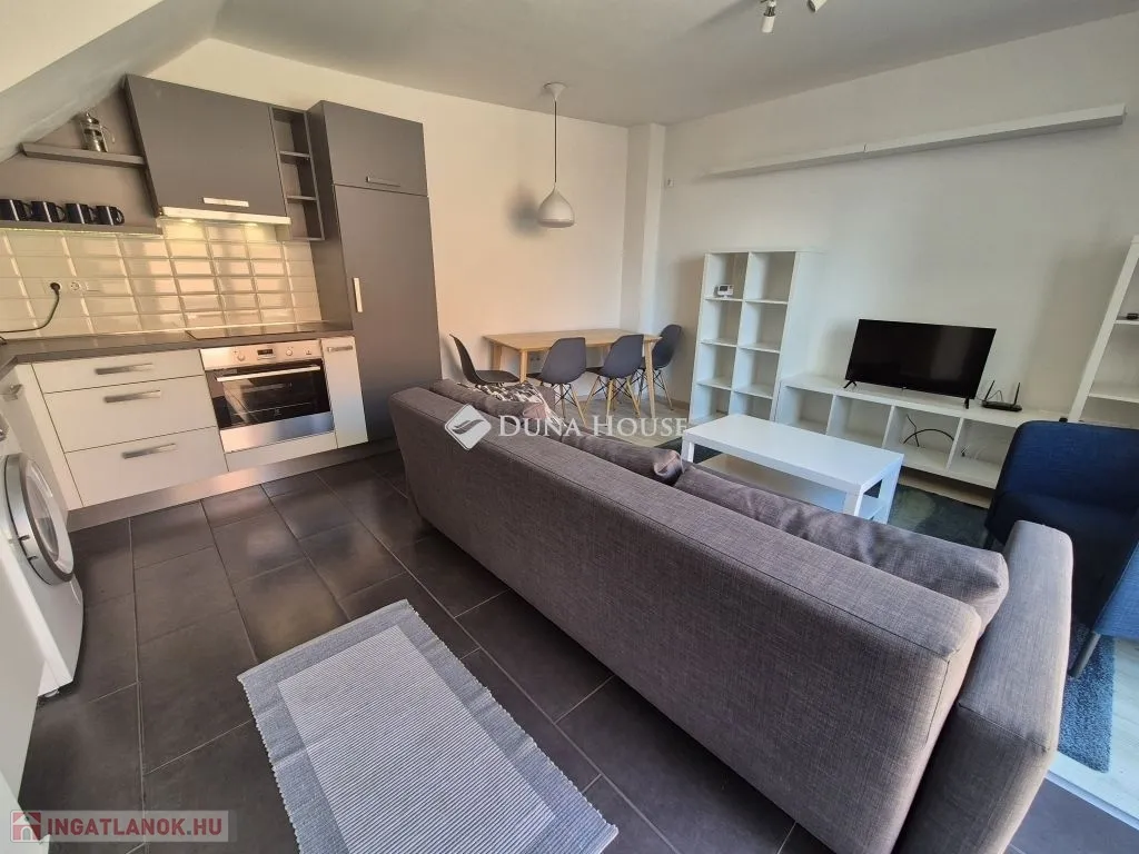Séjour - Modern Flat with Balcony in Tettye, Pécs