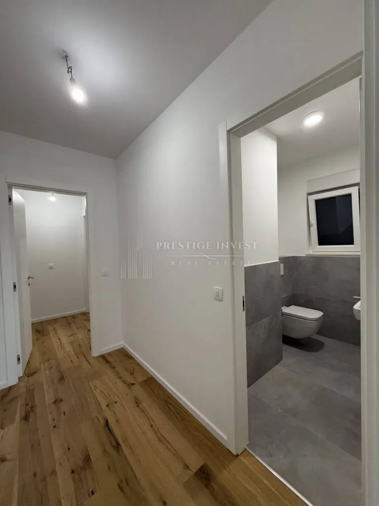 Esik - Penthouse with Sea View in Sukošan