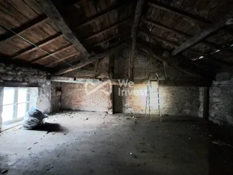 Pièces - Maison à Rénover avec Grange à Murvaux