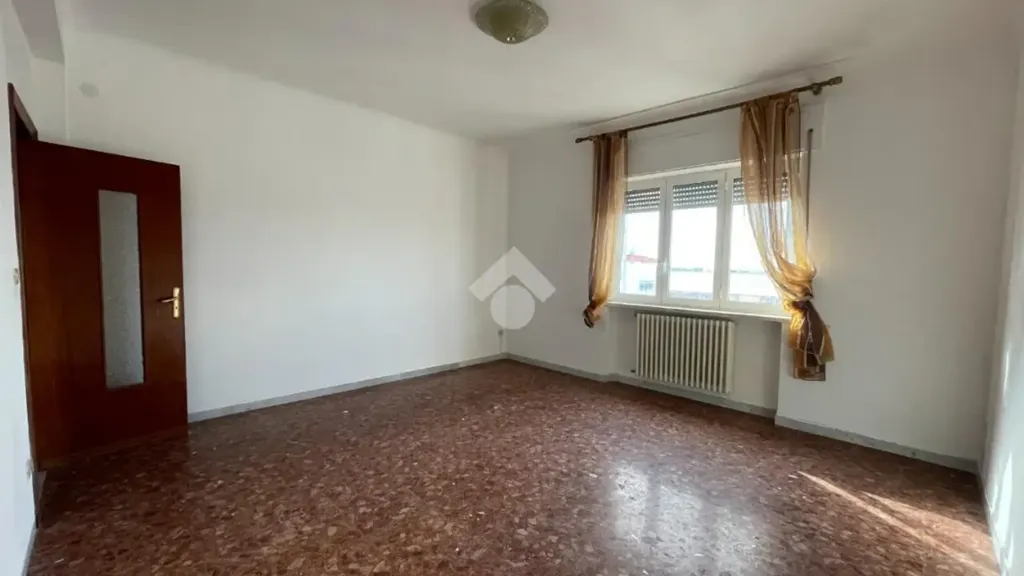 Rooms - Trilocale with Elevator and Church View in Ceglie Messapica