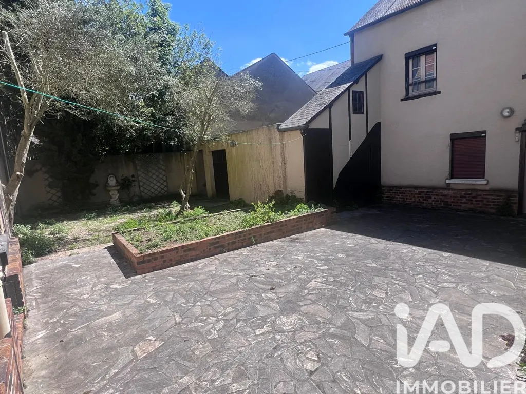 Aed - Charming Townhouse with Garden in Ladon