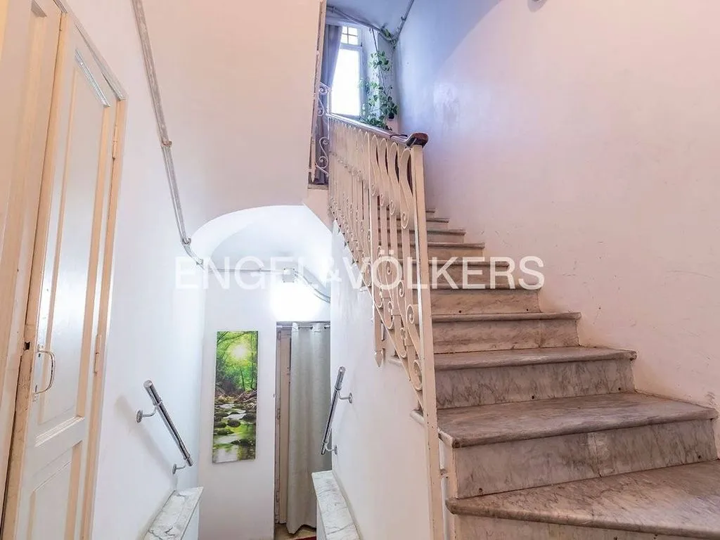 Pièces - Period Villa with Panoramic Terrace in Rome