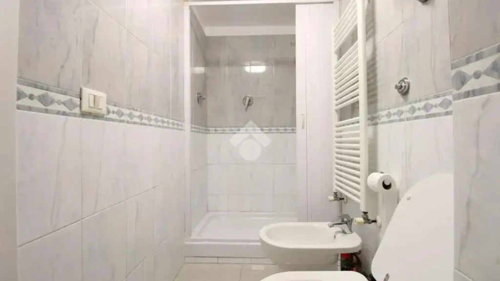 Bagni - Armed Studio with Garden in Labaro, Rome