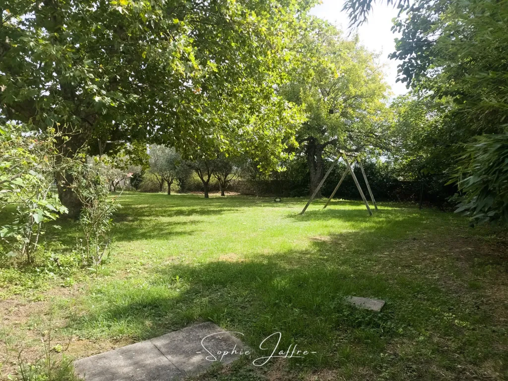 Aed - Restored 18th-Century Farmhouse with Pool in Réauville