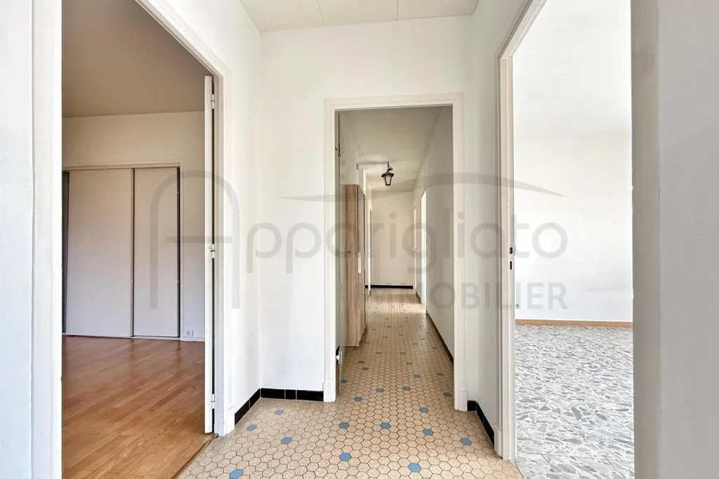 Hallway - Individual House with Garage in Blagnac