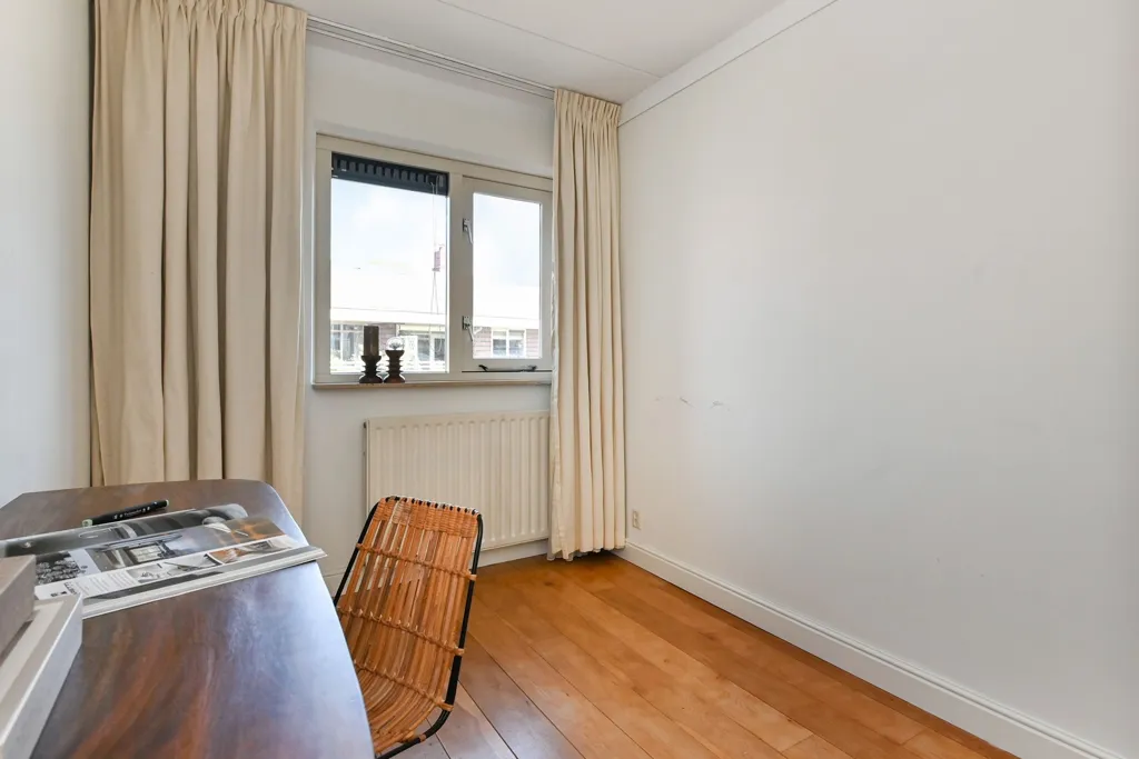 4-toaline korter asukohas Den Haag