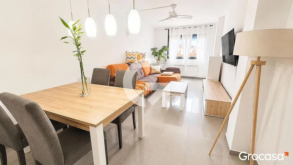 Söögituba - Apartment with Parking in El Vendrell