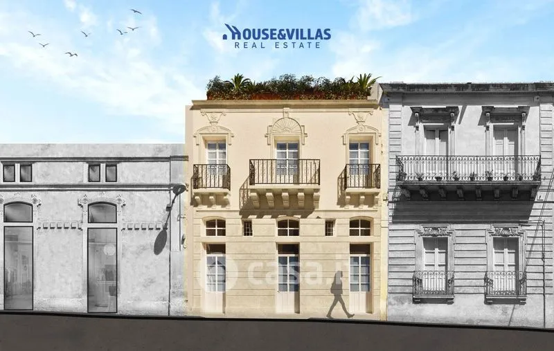 Casa indipendente con giardino e terrazzo a Noto