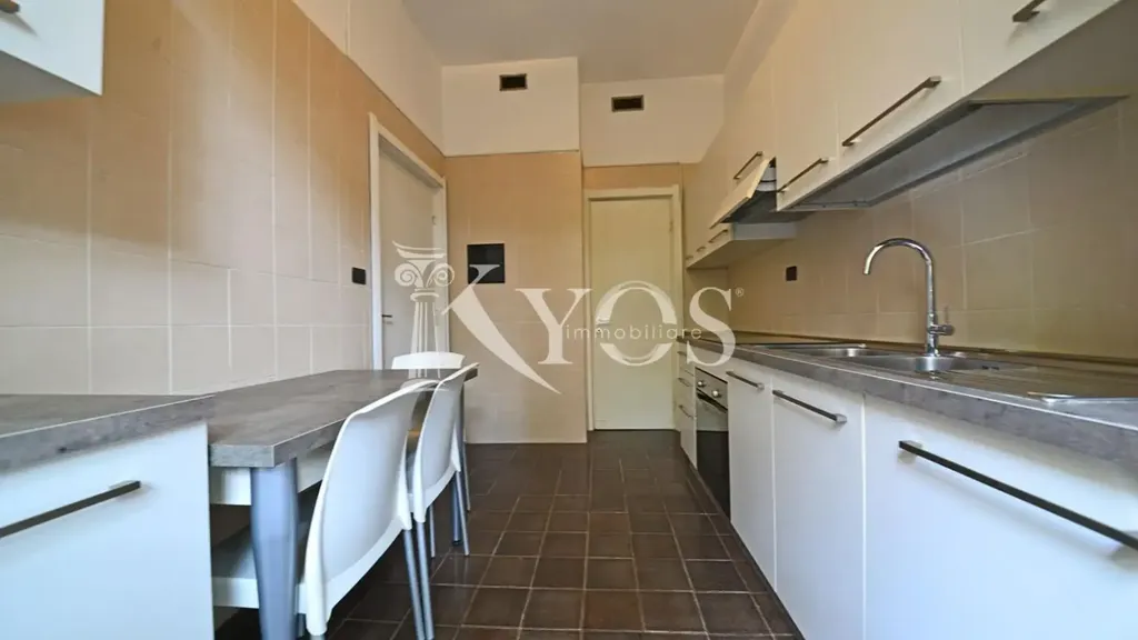 Cuisine - Fully Furnished Flat in Brera, Milan