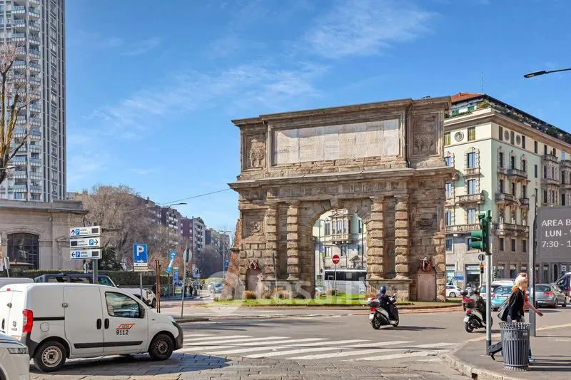 Modernised Triplex with Balcony in Porta Romana