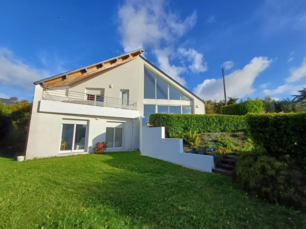 Välivaade - Architectural House with Sea View in Plougasnou