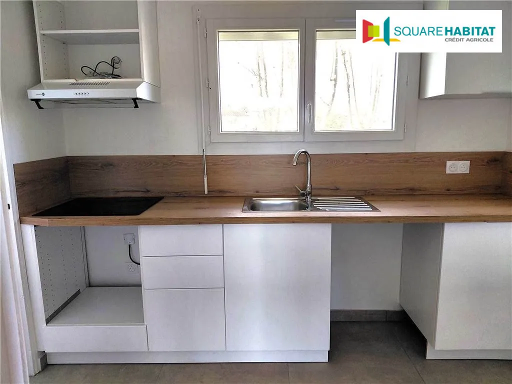 Cuisine - Appartement T3 Rénové avec Balcon à Fleurance
