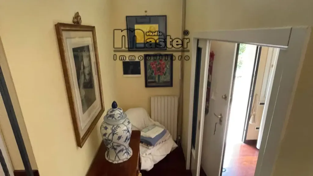 Esik - Villa with Garden in Treviso