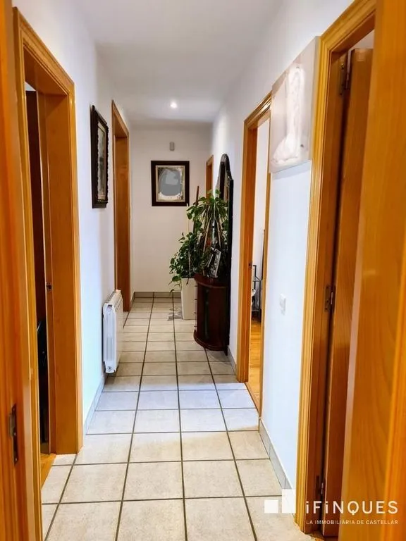 Esik - Luxury Villa with Private Pool in Castellar del Vallès