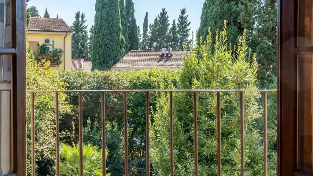 Balcon - Historic Villa with Renaissance Architecture in Florence