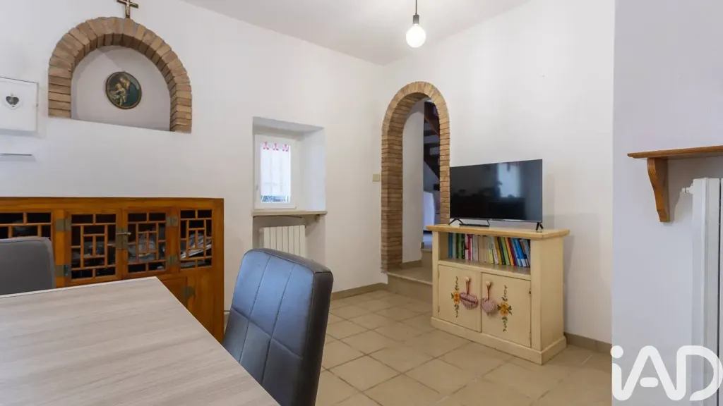 Salle à manger - Rustic Villa with Panoramic Views in Massignano