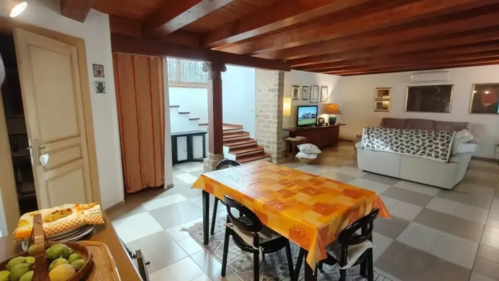 Maison 5 pièces à IT
