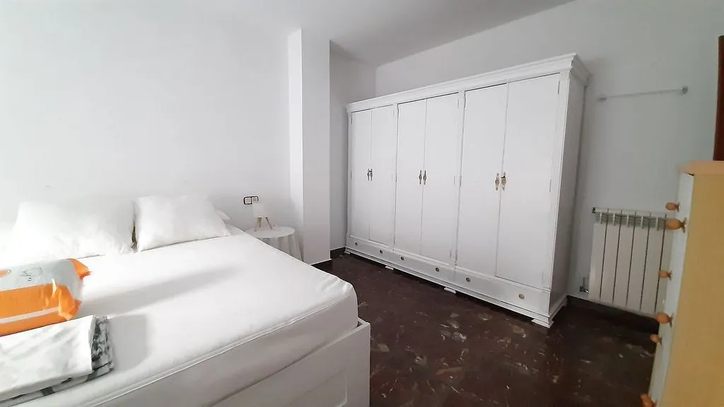 Chambres - Student-Friendly Flat with Terrace in Lima Street
