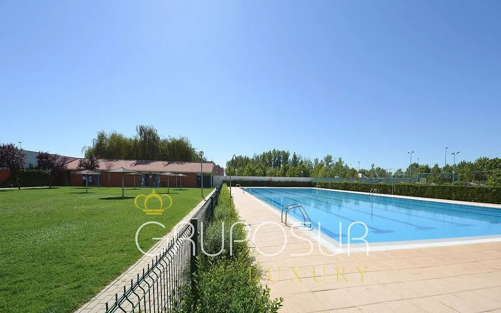 pool_area