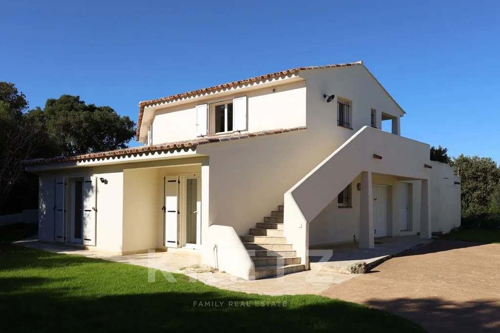 Extérieur - Villa avec Piscine et Vue Mer à Pinarello