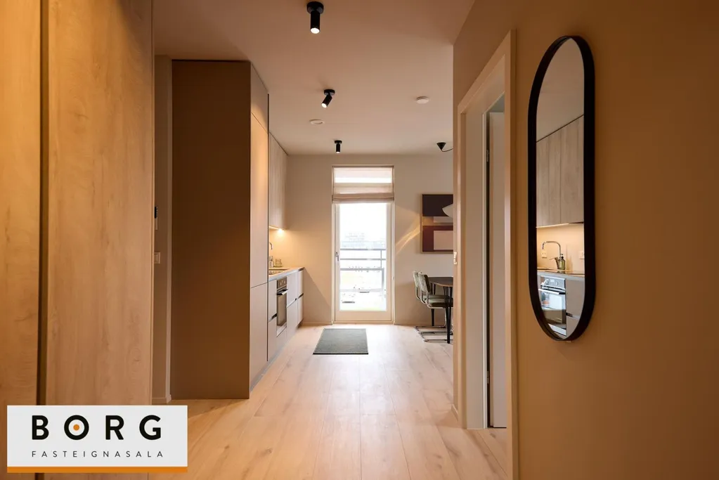 Recibidor - New 2-Bedroom Apartment with Elevator in Hafnarfjörður