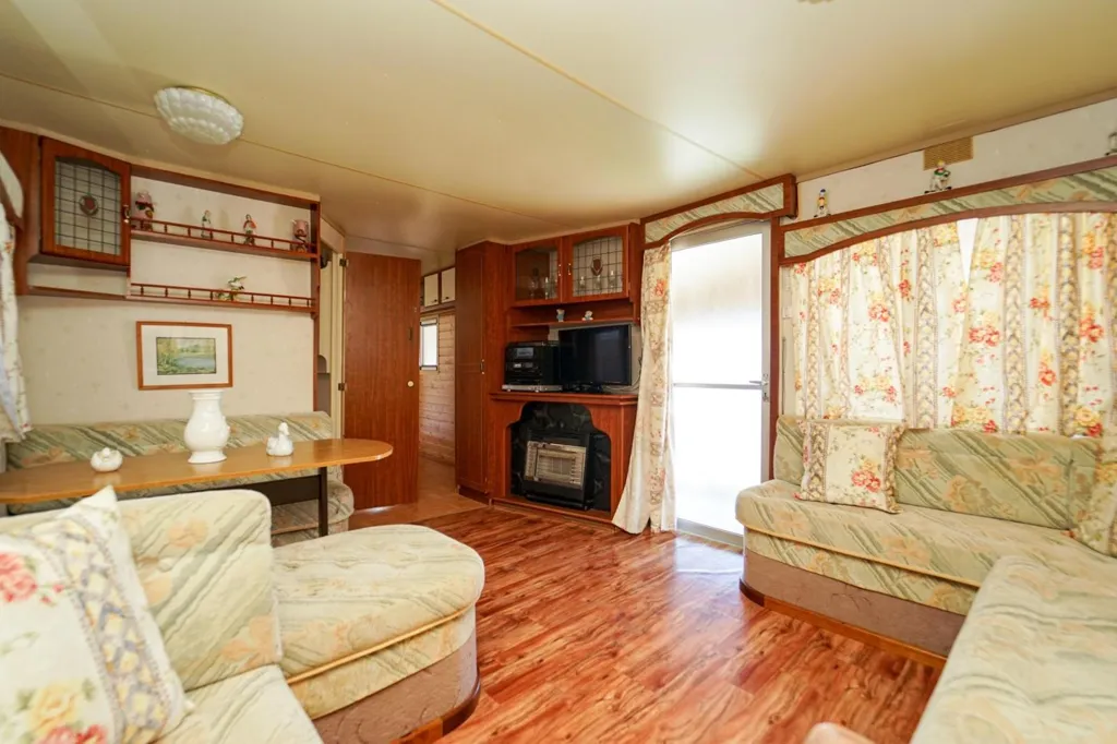 Elutuba - Caravan House with Outdoor Kitchen in San Bartolomé