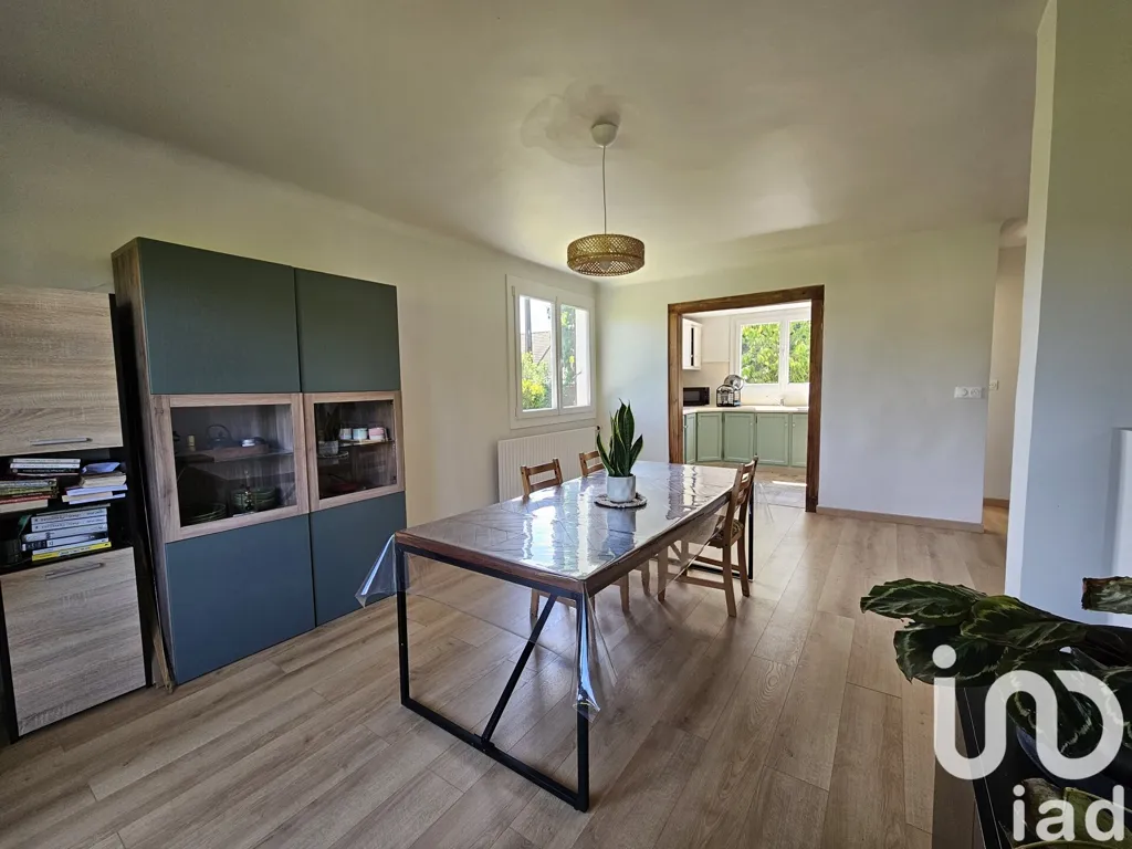 Sala da pranzo - House with Terrace in Marchezais