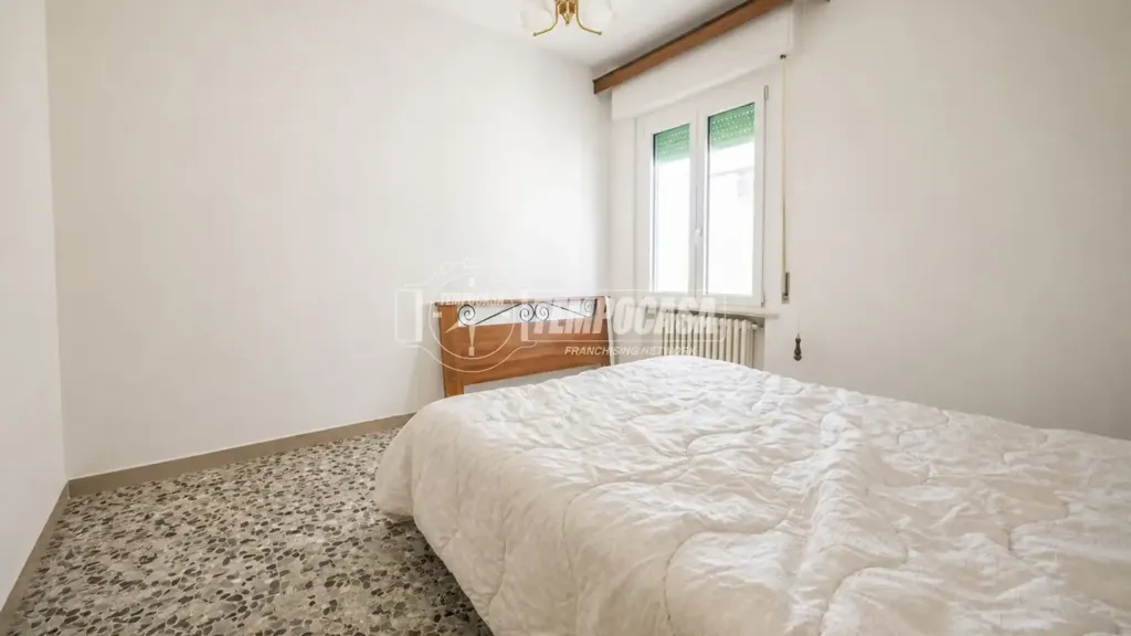 Bedrooms - Apartment with Balcony and Private Garden in Montecosaro