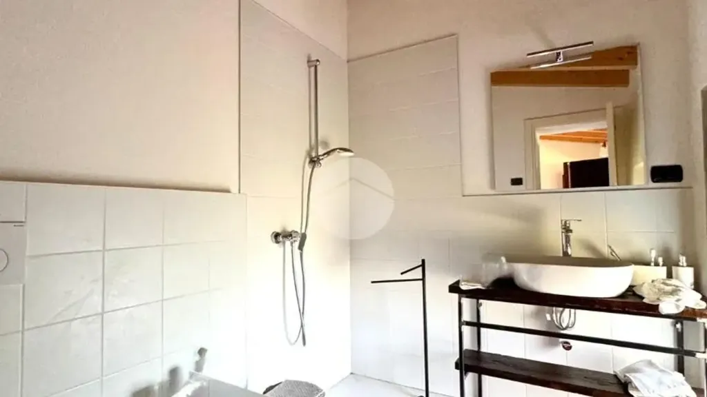 Salles de bain - Stone Cottage with Private Garden in Caprino Veronese