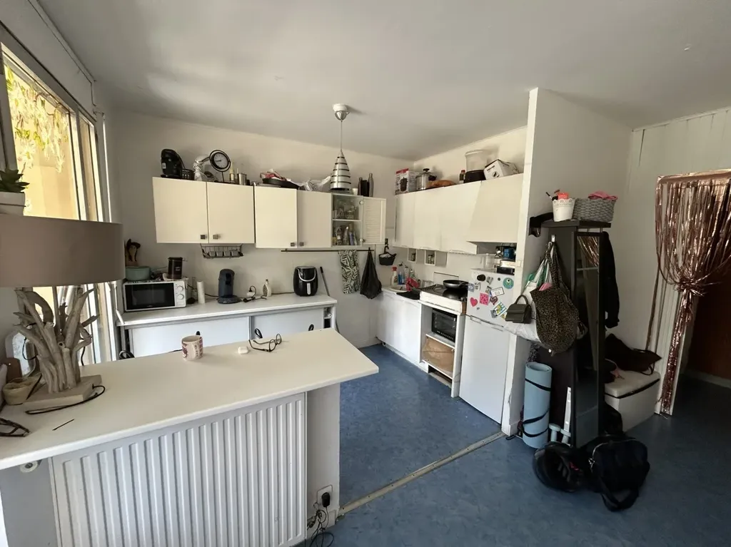 Cuisine - Appartement avec Terrasse et Vue Jardin à Chave
